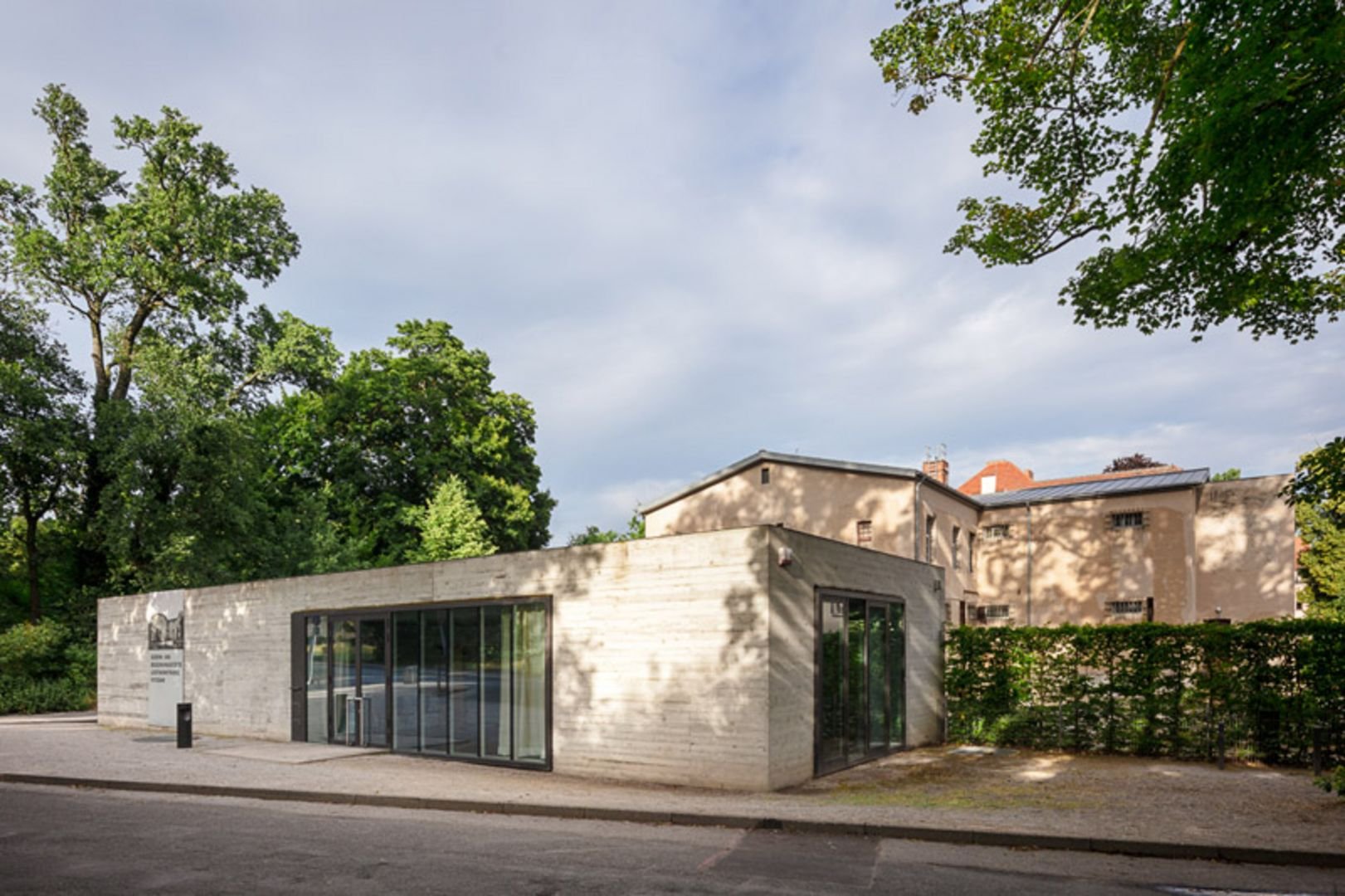 라이스티코프슈트라세 포츠담 기념 및 만남의 장소 (게덴크 운트 베게그눙스슈테테 라이스티코프슈트라세 포츠담)